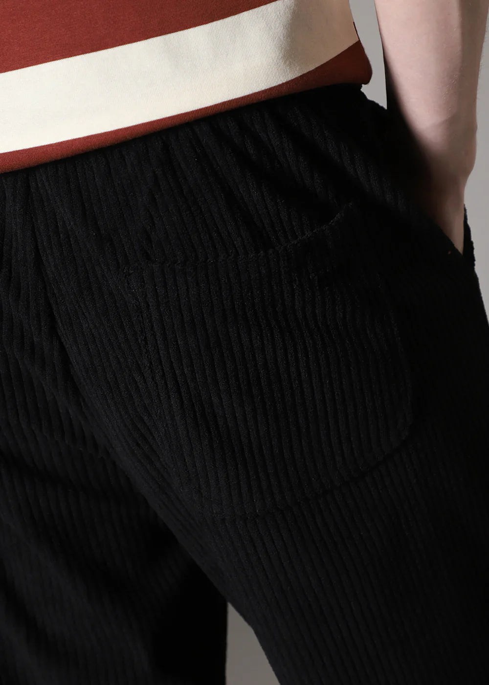 Pantalon tube côtelé