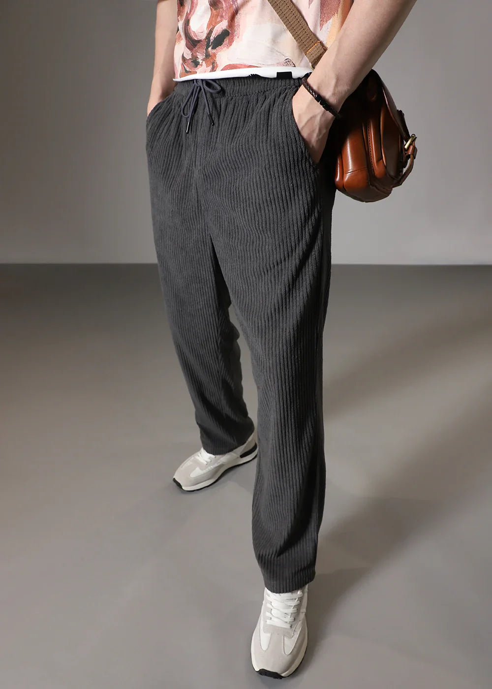 Pantalon tube côtelé