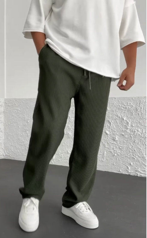 Pantalon tube côtelé